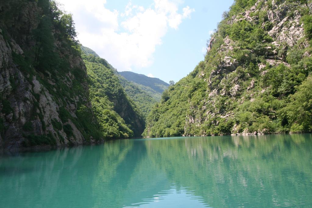 Gasthof Park Blini Shala River Moll' e Shoshit