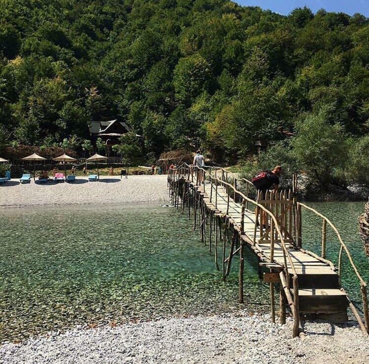 Gasthof Park Blini Shala River